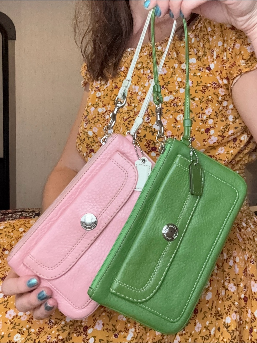 Coach Chelsea wristlet bundle mini purse vintage pink green